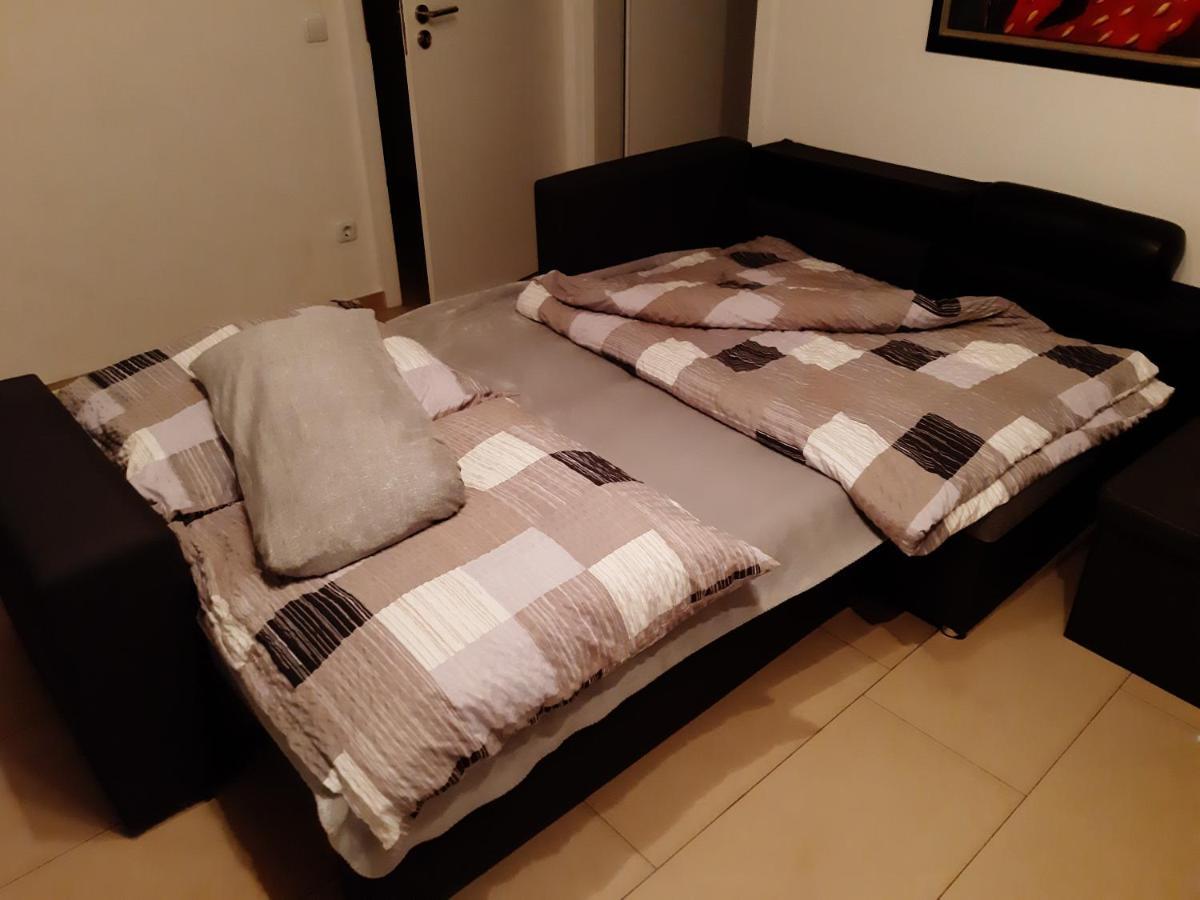 Grosse Wohnung 20 Km Von Koeln Bis Zu 17 Personen Rosrath Bagian luar foto